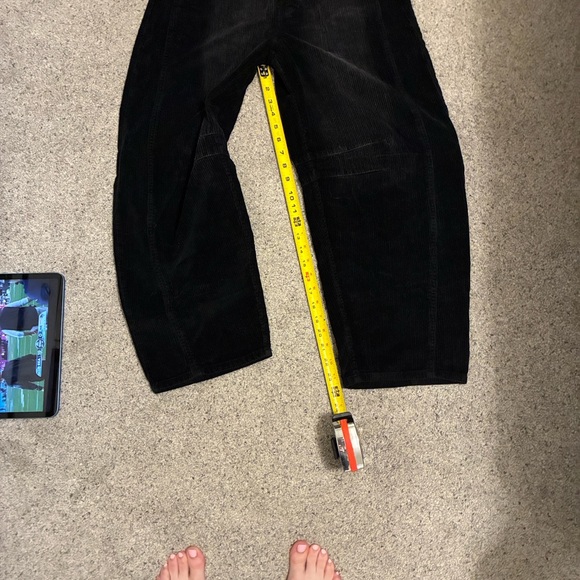 New Free People Good Luck Barrel Corduroy Pants ~Black - Picture 3 of 8